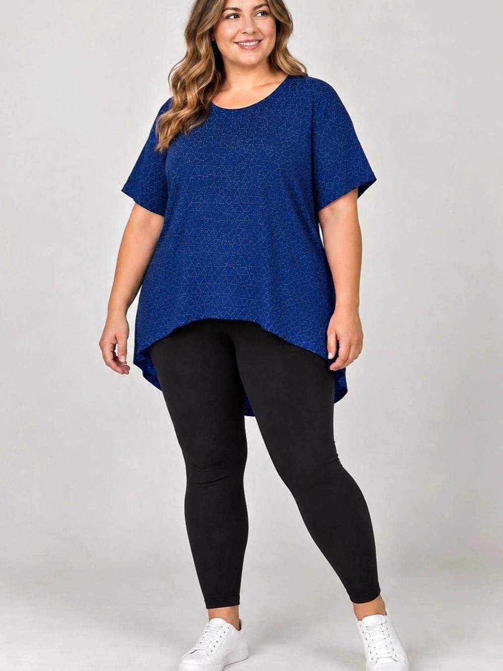 LuLaRoe Irma Tunic Top Blue Geometric Short Sleeve